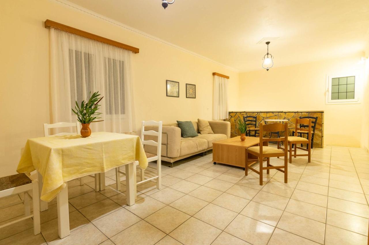 Lenna's Zante Vasilikí